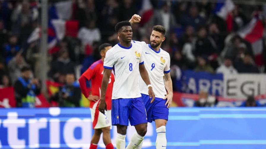 Francia sufre para vencer a Chile y Colombia estira su invicto con Lorenzo