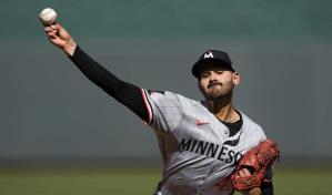 López blanquea a Reales; Mellizos comienzan defensa de cetro divisional con triunfo