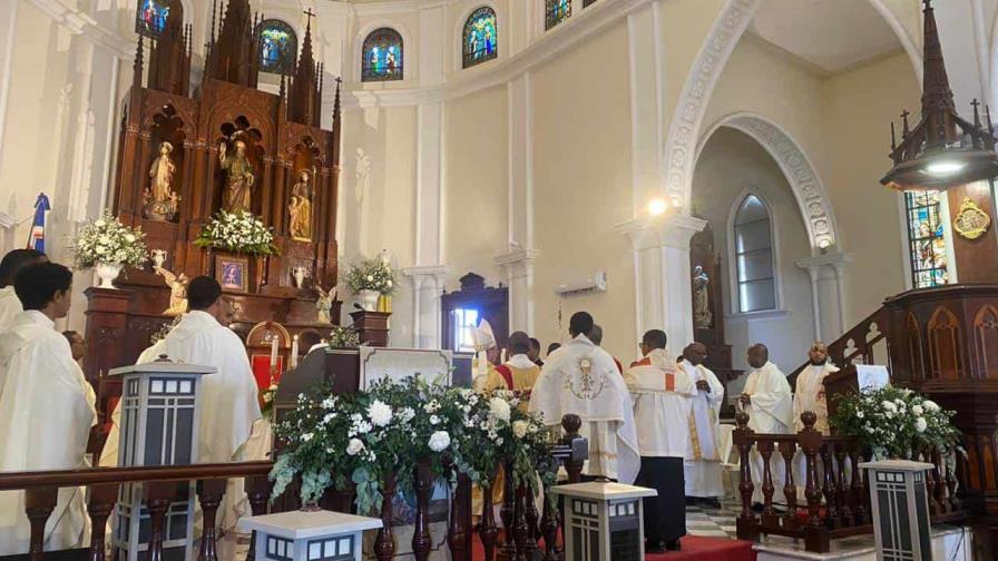 Celebran misa crismal en catedral de San Pedro de Macorís
