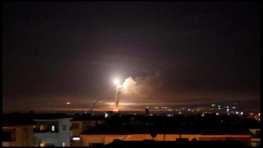 Ataque israelí mata a 36 soldados sirios cerca de Alepo, según una ONG