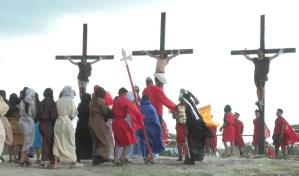 Crucifixiones y flagelaciones en Filipinas para Viernes Santo
