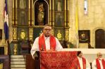 En Sermón de las Siete Palabras sacerdote critica maltrato e injusticia contra los migrantes