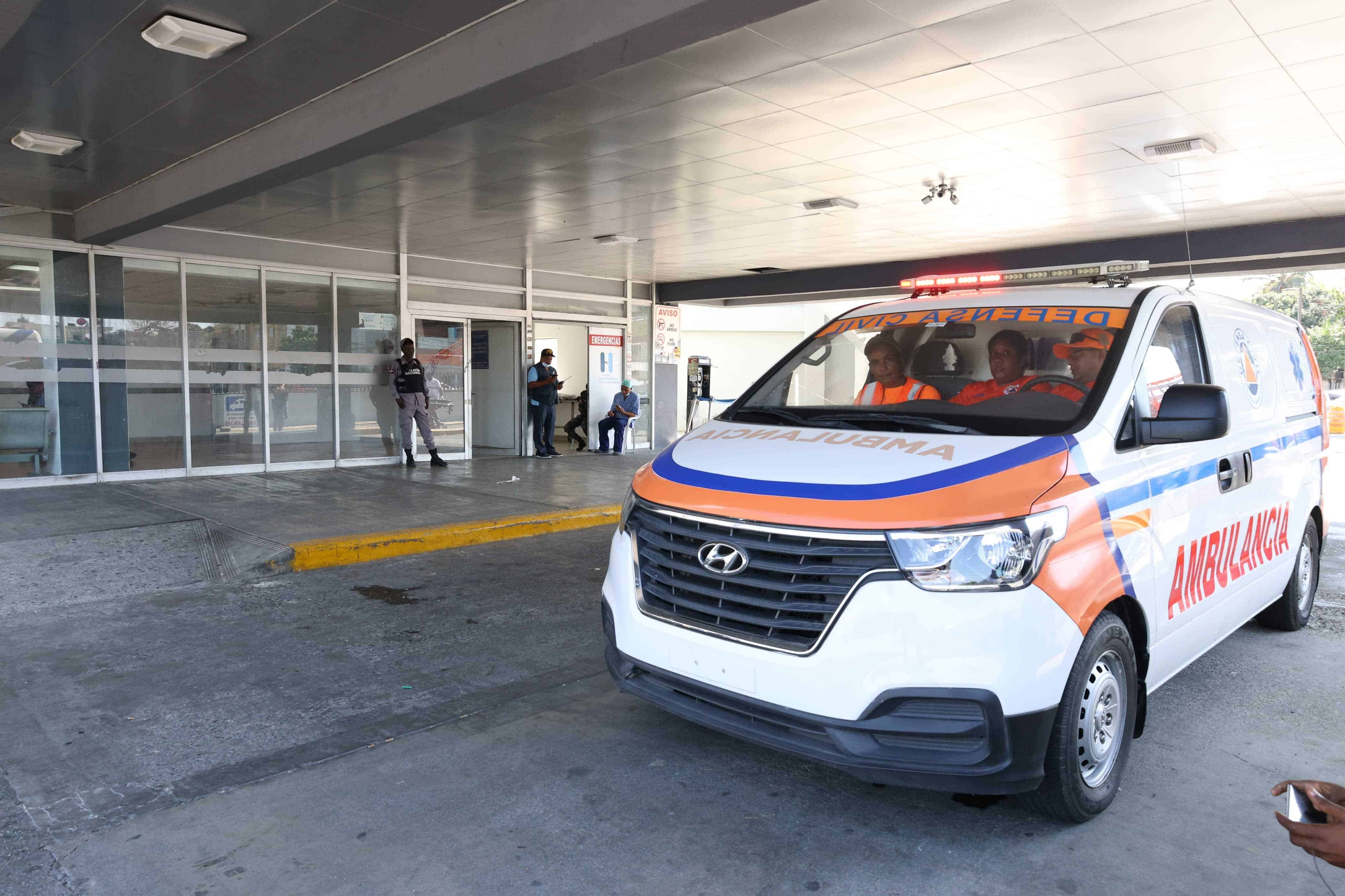 Ambulancia en el Darío Contreras.