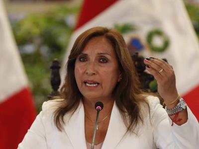 Allanan casa de la presidenta de Perú, Dina Boluarte