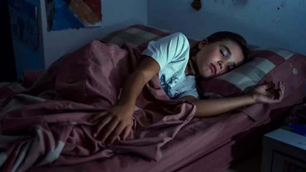 Dormir menos de 6 horas y media reduce la efectividad de las vacunas