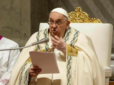 Papa Francisco preside Vigilia Pascual