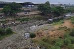 El río Masacre presenta poca agua próximo al canal construido por los haitianos   