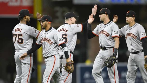 Grand Slam de Conforto y 1er HR de Lee en MLB llevan a Gigantes a triunfo 9-6 ante Padres