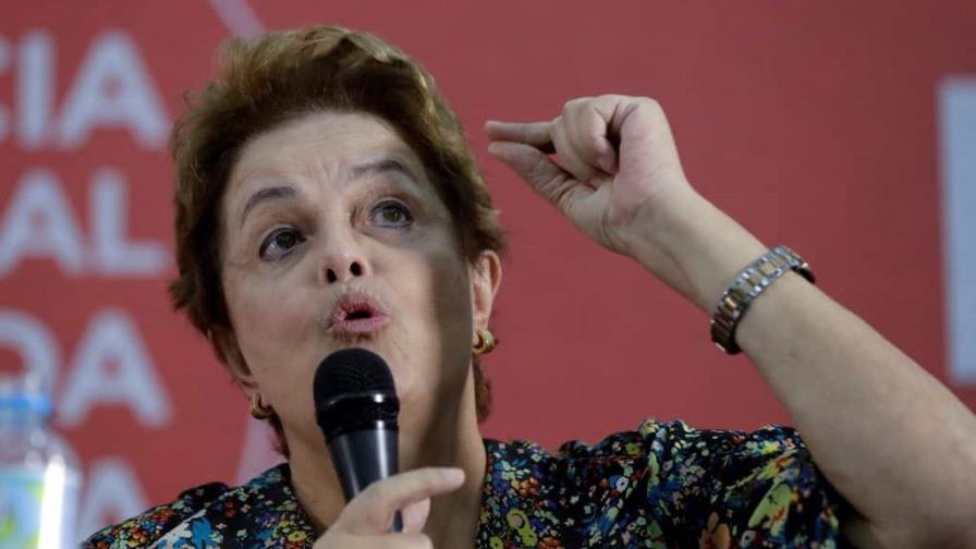 La expresidenta brasileña Dilma Rousseff recuerda el golpe militar de hace 60 años en Brasil