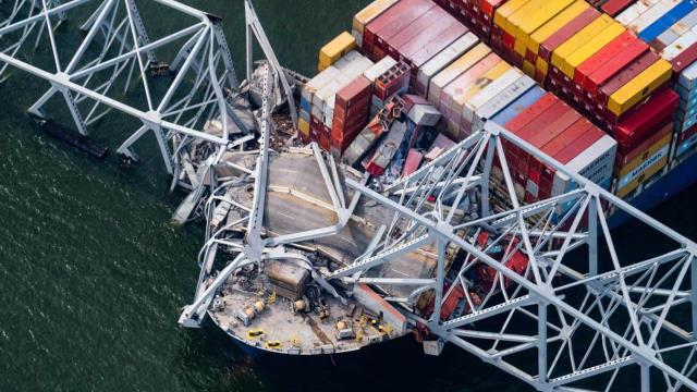 ¿Quién asumirá los gastos del desplome del puente de Baltimore?