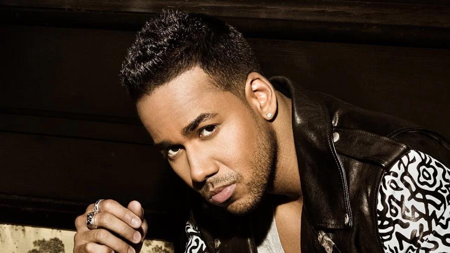 Romeo Santos reacciona a rumor de sufrir un infarto: Dios lo reprenda