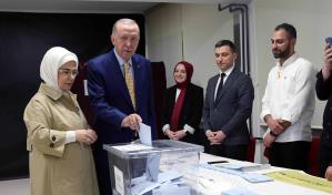 La oposición socialdemócrata se proclama vencedora en los comicios municipales en Turquía