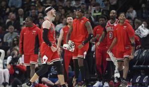 DeRozan y Caruso se encienden para que los Bulls derroten a Timberwolves