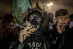 La marihuana ya es legal en Alemania y cientos de personas lo celebran en Berlín La marihuana ya es legal en Alemania y cientos de personas lo celebran en Berlín
