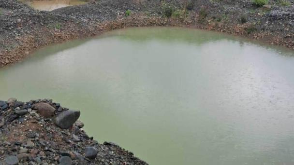 Procuraduría apresa varias personas y paraliza operaciones de granceras en margen del río Yuna