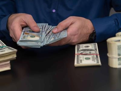 SB: electricidad, turismo e inmobiliario captan US$4,470 millones