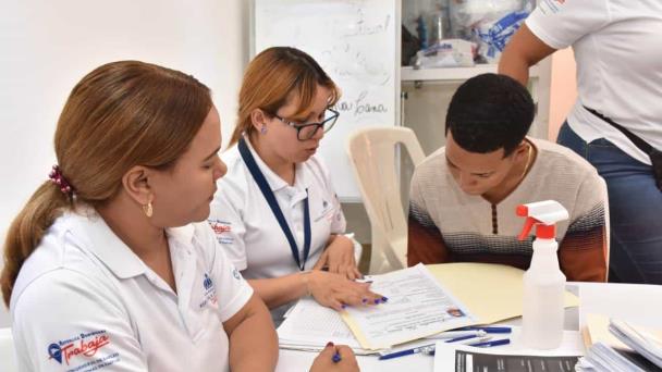 Buscan trabajadores para ocupar 400 vacantes en Pedernales y Barahona