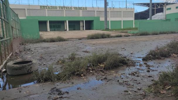 Francisco Camacho garantiza que las Estrellas jugarán en el Tetelo Vargas