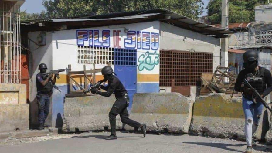 Describen como caos total situación en Puerto Príncipe por violencia de bandas armadas