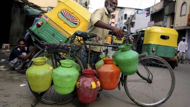 La búsqueda de agua subterránea en el Silicon valley de la India hunde las reservas