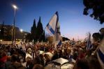 Manifestantes en Jerusalén acusan a Netanyahu de traidor y piden elecciones ya en Israel