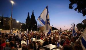 Tras el aterrador ataque de Irán, los israelíes tranquilos por la eficacia de la defensa antiaérea