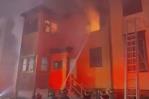 Incendio en una casa en Boston mata a una persona, hiere a varias más y daña varios edificios Incendio en una casa en Boston mata a una persona, hiere a varias más y daña varios edificios