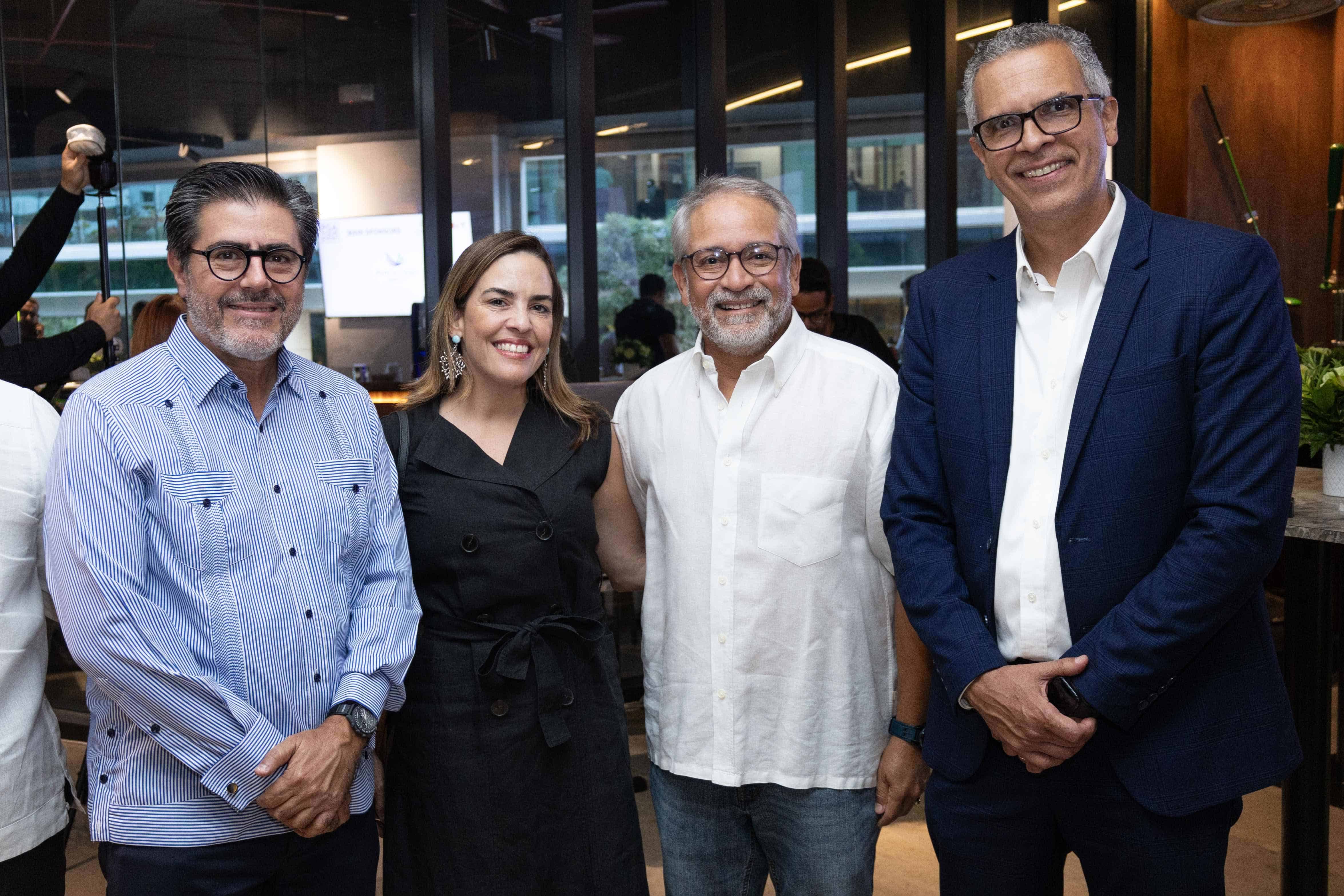 Ribert Guerra, Onysela Valdez, Felix Olivo y Frank Camilo.