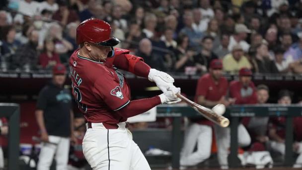 Walker batea jonrón de 3 carreras; Diamondbacks ganan 7-0 y propinan primera derrota Yankees