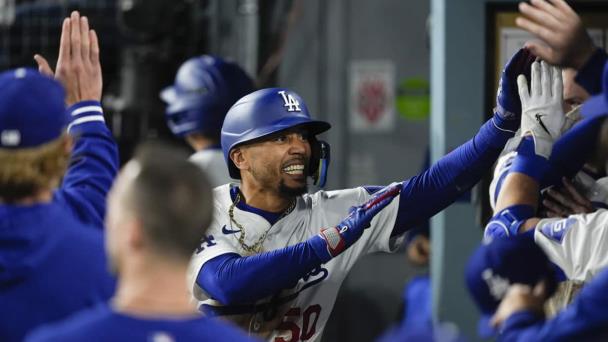 Betts logra su quinto jonrón para liderar las mayores; Dodgers superan 5-4 a Gigantes
