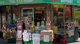 Peque&ntilde;os negocios reiteran llamado a Mamdani a dialogar sobre supermercados municipales