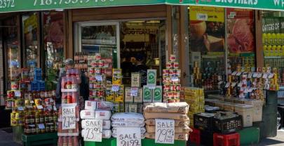 Peque&ntilde;os negocios reiteran llamado a Mamdani a dialogar sobre supermercados municipales
