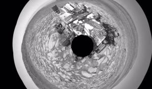 Selfi único del rover Curiosity en Marte