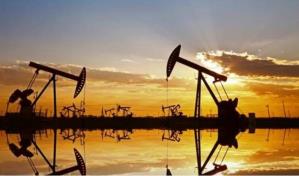 Fuerte caída de reservas de gasolina en EEUU pero las de crudo suben