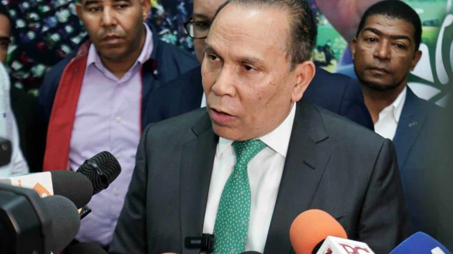 Radhamés Jiménez critica la compra masiva de dirigentes de la oposición