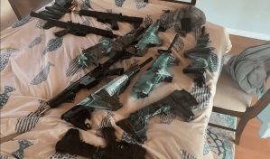 Más de 13 años de cárcel a hombre que intentó vender 90 rifles a carteles mexicanos