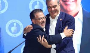 Abinader usa su t&uacute;nica para impulsar candidaturas de Guillermo Moreno y otros aspirantes al Congreso