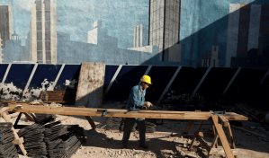 El salario promedio por hora en Puerto Rico aumentó unos 86 centavos de 2022 a 2023