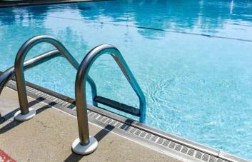Niña de un año muere ahogada en piscina en La Altagracia