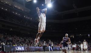 Bronny James, hijo de LeBron, se declara al Draft de la NBA, pero mantendrá su elegibilidad colegial