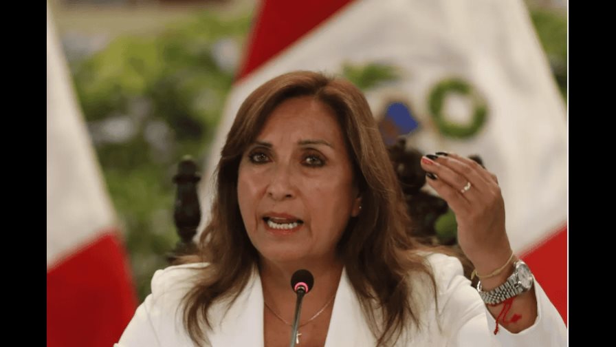 Dina Boluarte mantuvo silencio ante la Fiscalía por una investigación cuando fue ministra