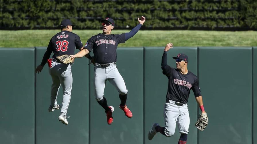 Siete Guardianes se combinan para permitir solo 2 hits en triunfo de Cleveland ante Mellizos