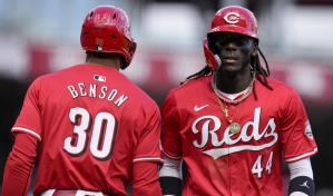 Steer pega jonrón de 3 carreras; Rojos vencen a Mets