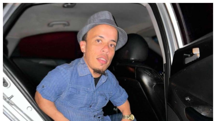 Hallan muerto en piscina a instagramer dominicano Pequeño te amo; familiares piden investigar