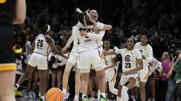 South Carolina cierra temporada perfecta y con el título al derrotar a Iowa y Caitlin Clark