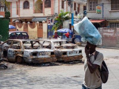 Haitianos tienen un domingo de aparente tranquilidad