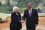 Yellen dice que la relación de EEUU y China es más estable, pero aún puede mejorar Yellen dice que la relación de EEUU y China es más estable, pero aún puede mejorar