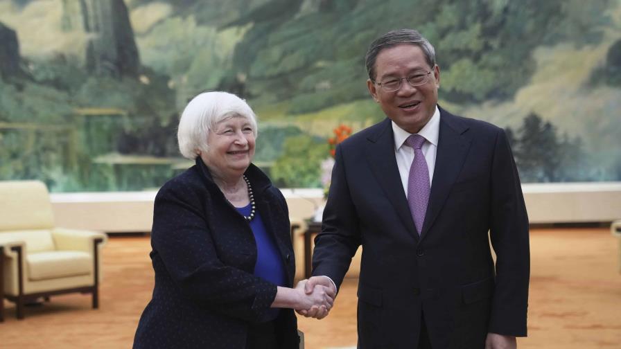 Yellen dice que la relación de EEUU y China es más estable, pero aún puede mejorar