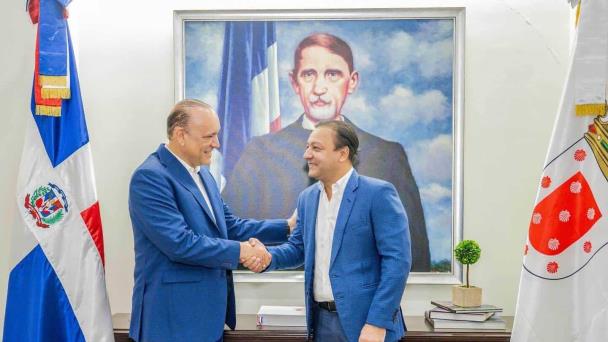 Abel Martínez y Ulises Rodríguez coordinan proceso de transición en alcaldía de Santiago