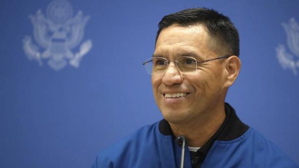 Astronauta de la NASA quiere inspirar a la juventud del planeta